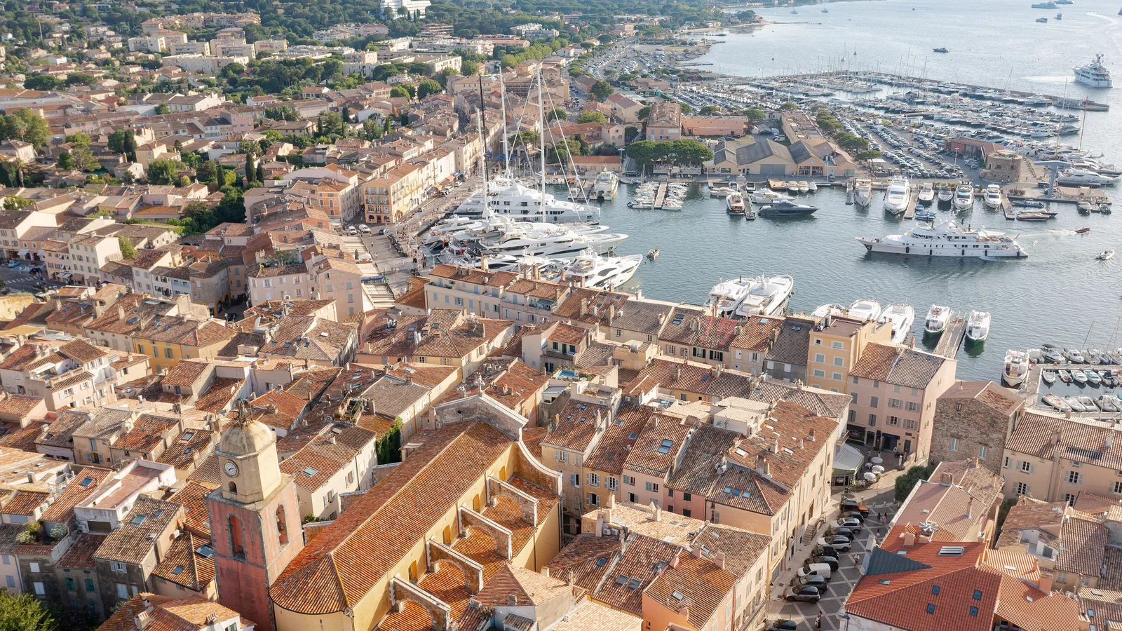 Vue illustrant Saint-Tropez