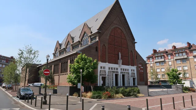 Vue illustrant Suresnes