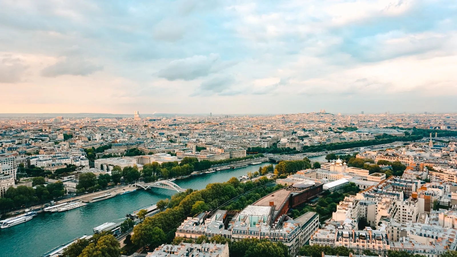 Vue de Paris et de la Seine