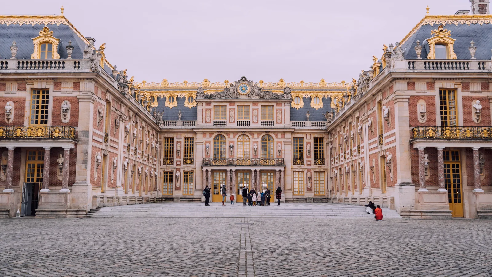 Cour de marbre du château de Versailles